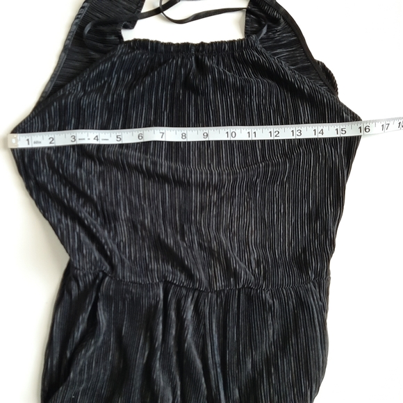 🌺H&M Divided Black Pleated Jumpsuit Black Size 8 - Picture 7 of 10